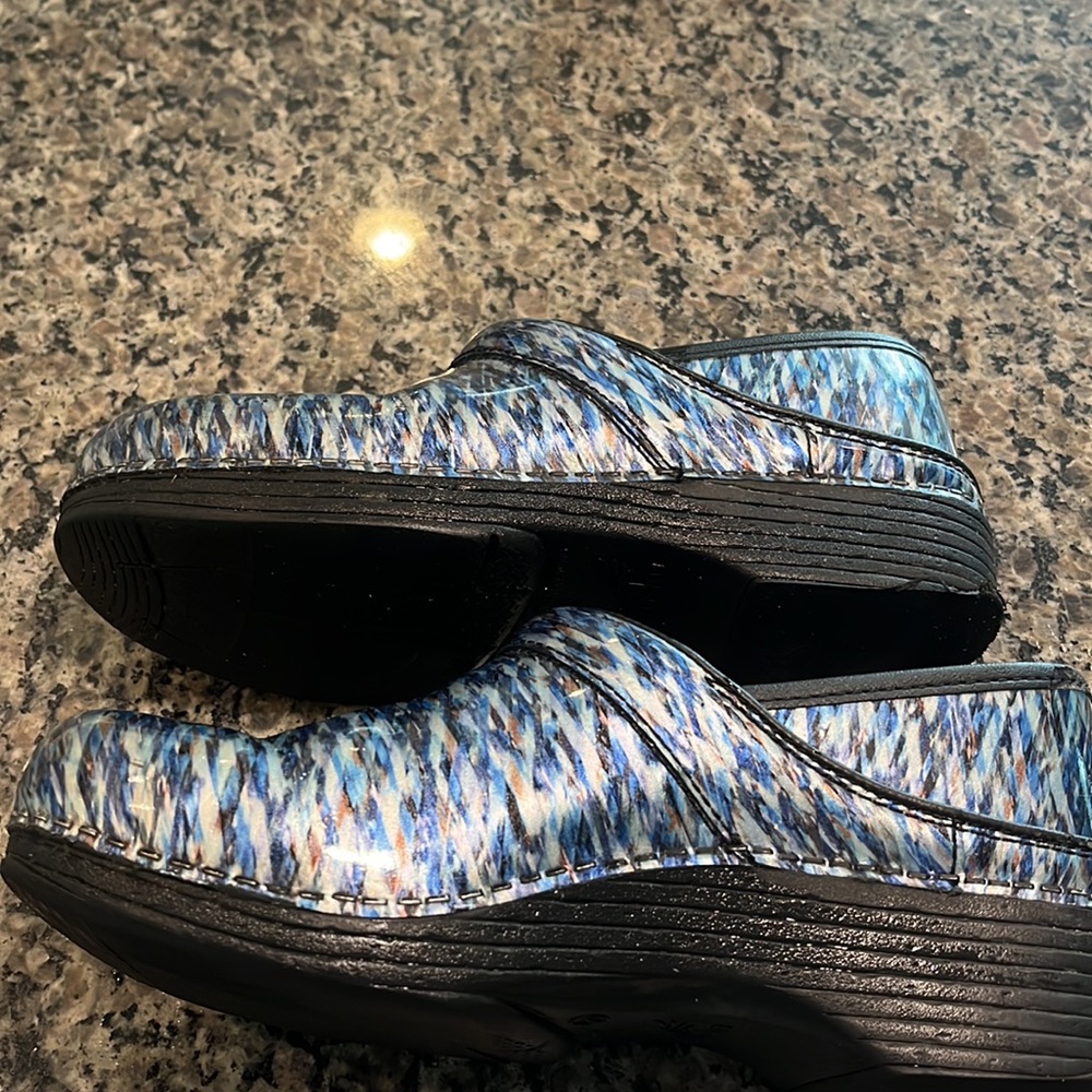 Dansko LT - Picture 3 of 5